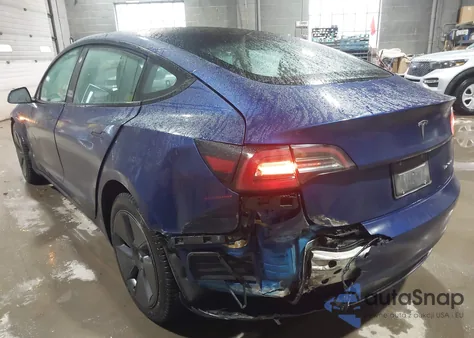 2021 Tesla Model 3 Long Range Dual Motor All-Wheel Drive z USA, uszkodzony, nr VIN 5YJ3E1EB5MF012926